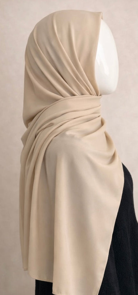• Met en valeur la finesse et la tenue du tissu
• Drapé fluide qui reste bien en place